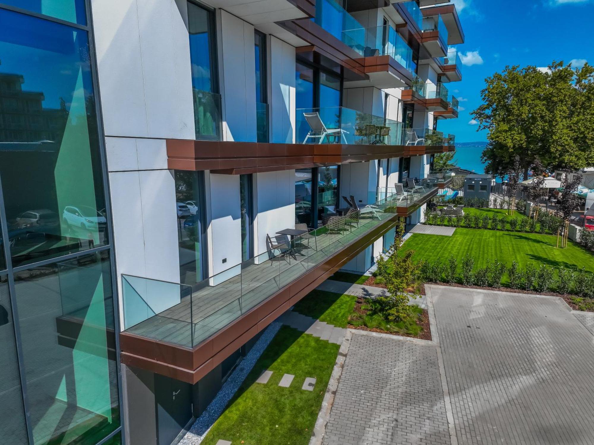 Bj81 Suite Hotel شيوفوك المظهر الخارجي الصورة