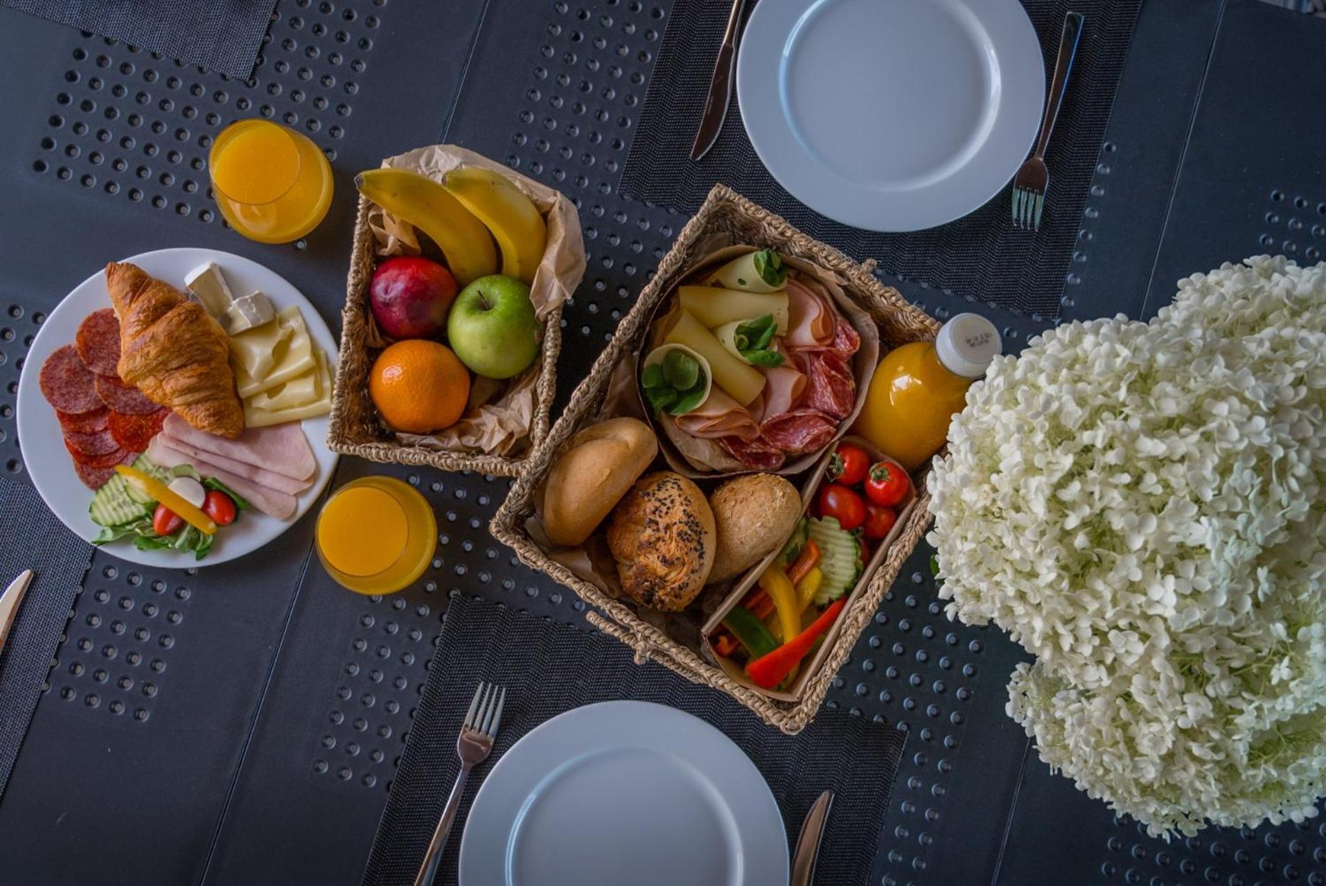 Bj81 Suite Hotel شيوفوك المظهر الخارجي الصورة